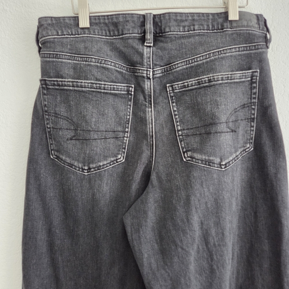 American Eagle Strigid Super High Rise Ultra Wide Leg Jeans 10 Long Black Denim - Picture 5 of 13